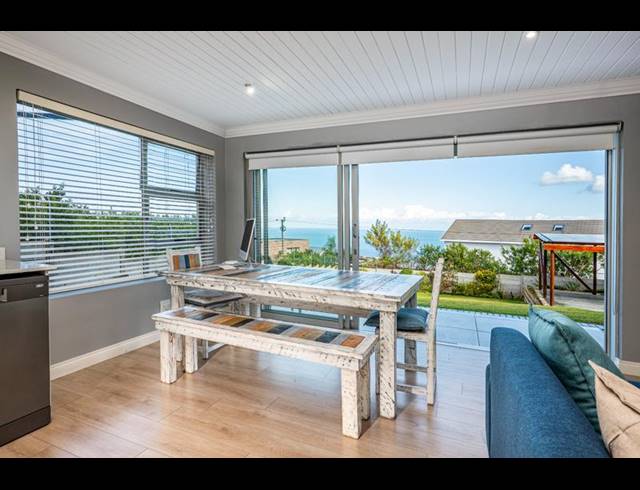 1 BEDROOM PROPERTY TO RENT IN DANA BAY